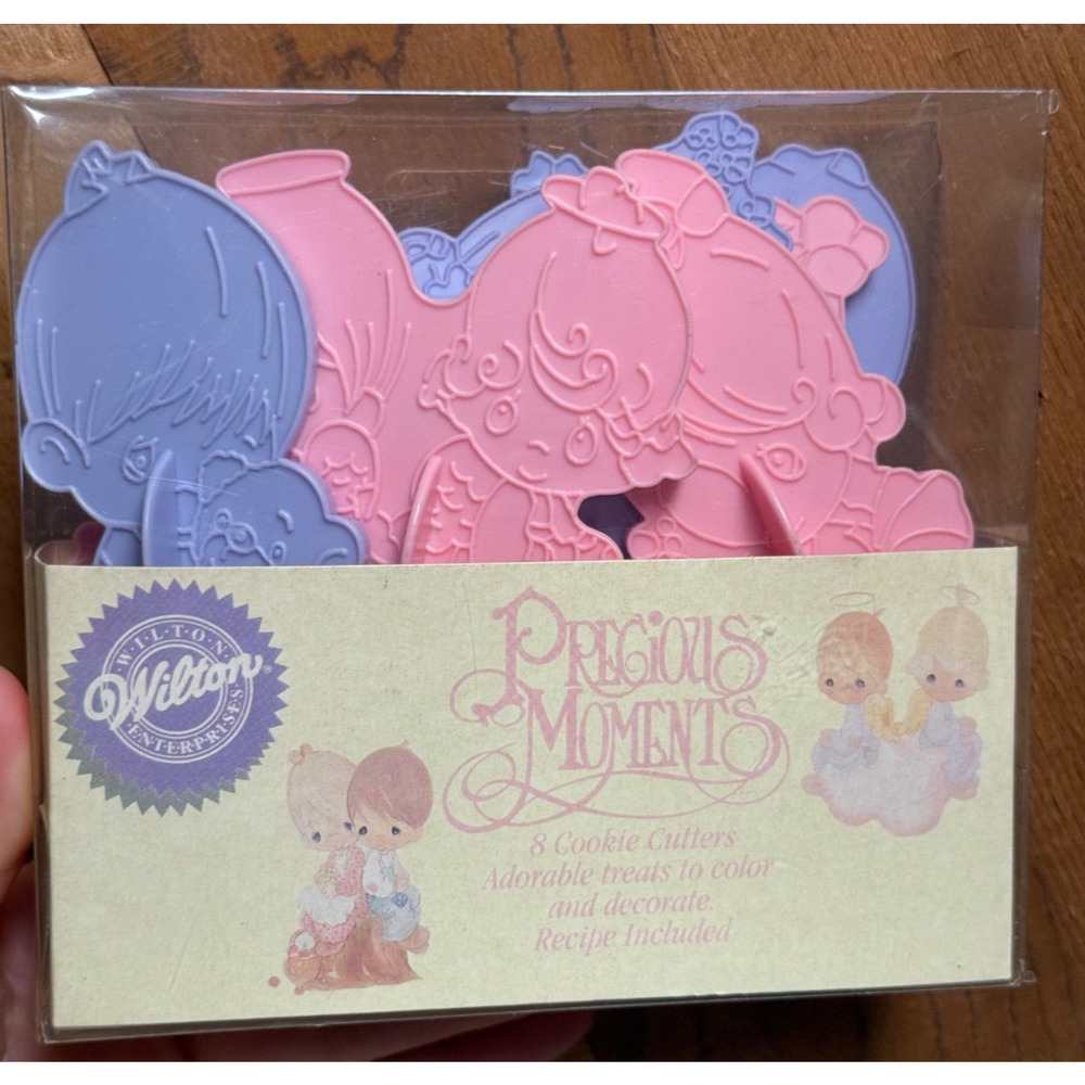 Precious Moments, 1993 Wilton Cookie Cutters Pink & Purple Plastic, Set of 8